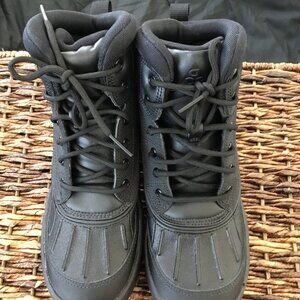 Nike Woodside 2 High Big Kids' Boots